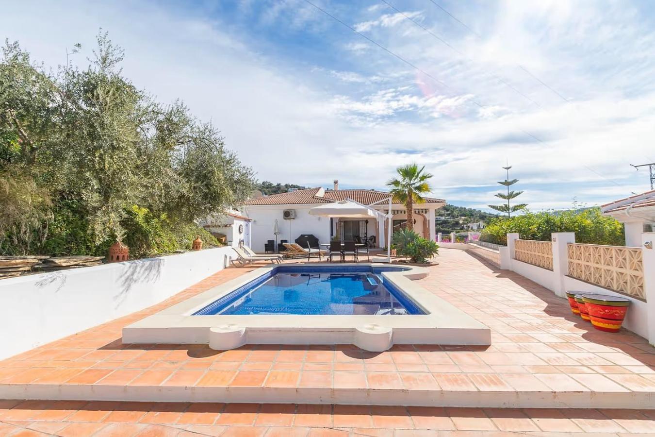 Beautiful Casa Dini 3 Bedroom And Pool Canillas de Albaida